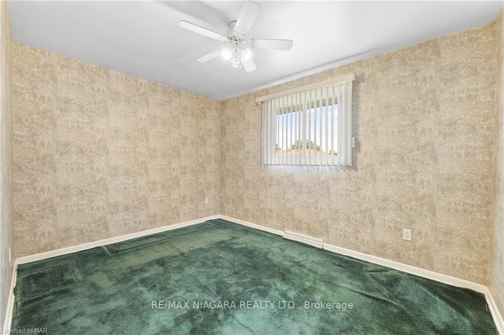 3 ENGLEHART Court photo 17