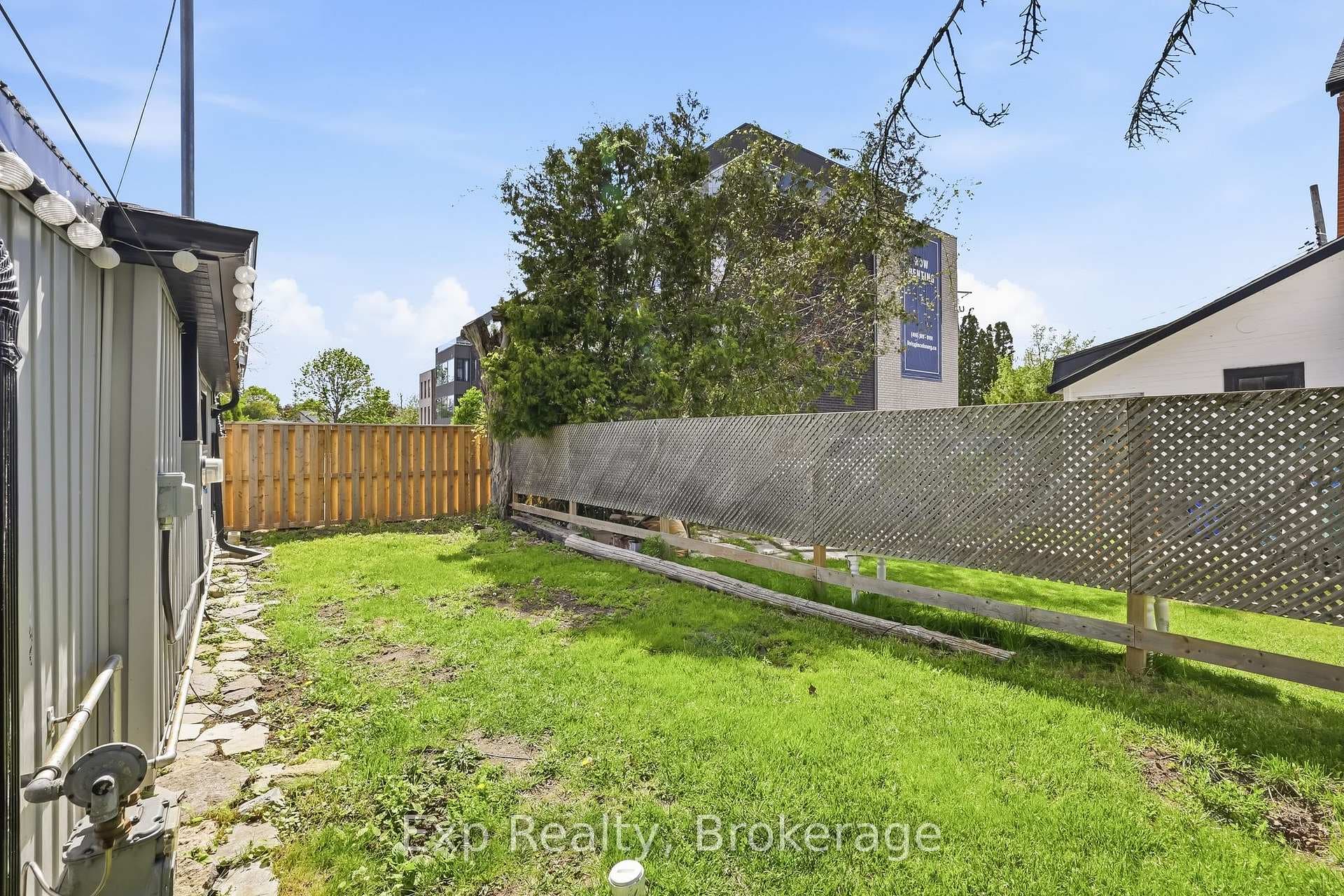 395A William Street photo 23