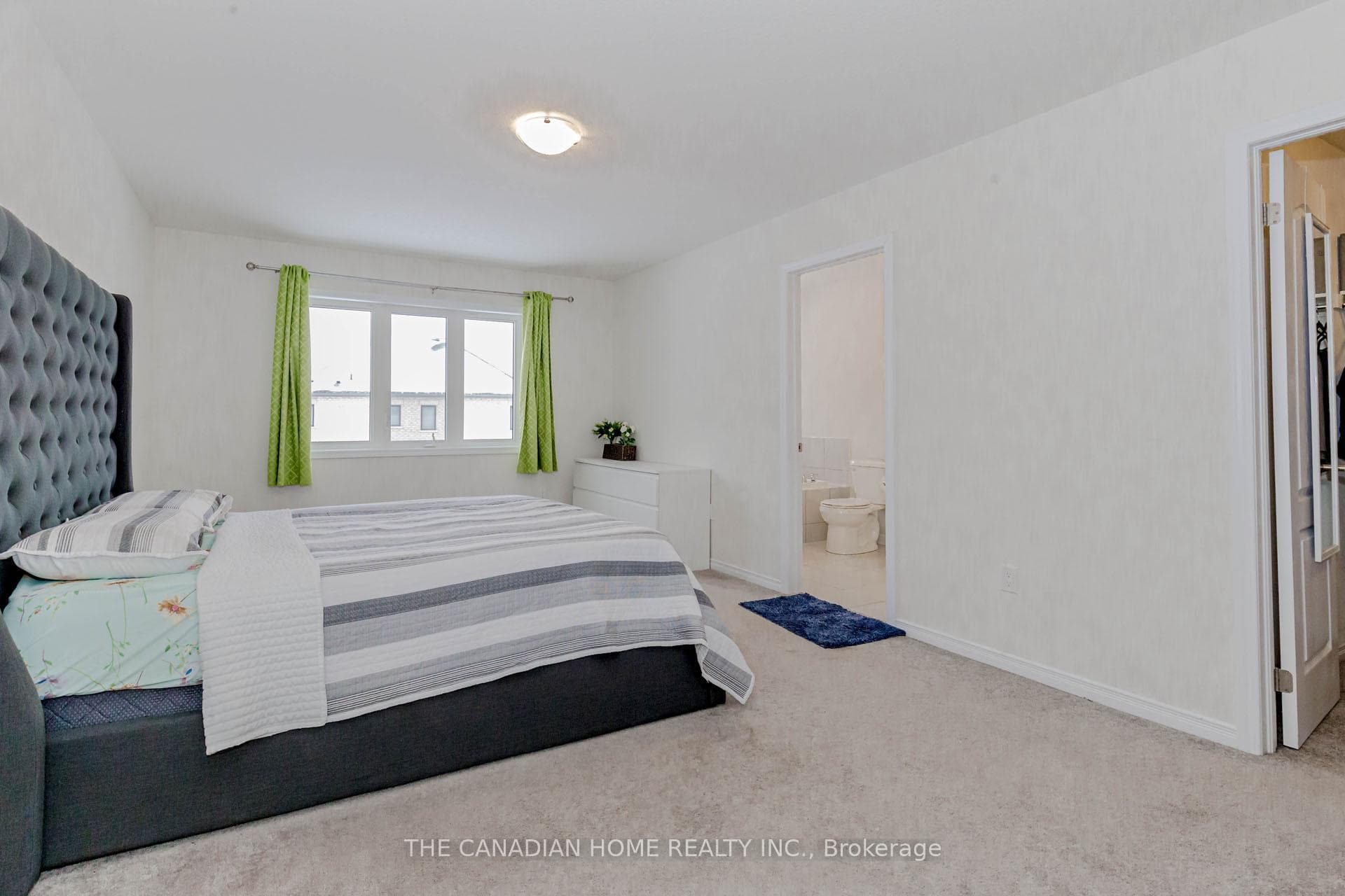 256 BEDROCK Drive photo 29