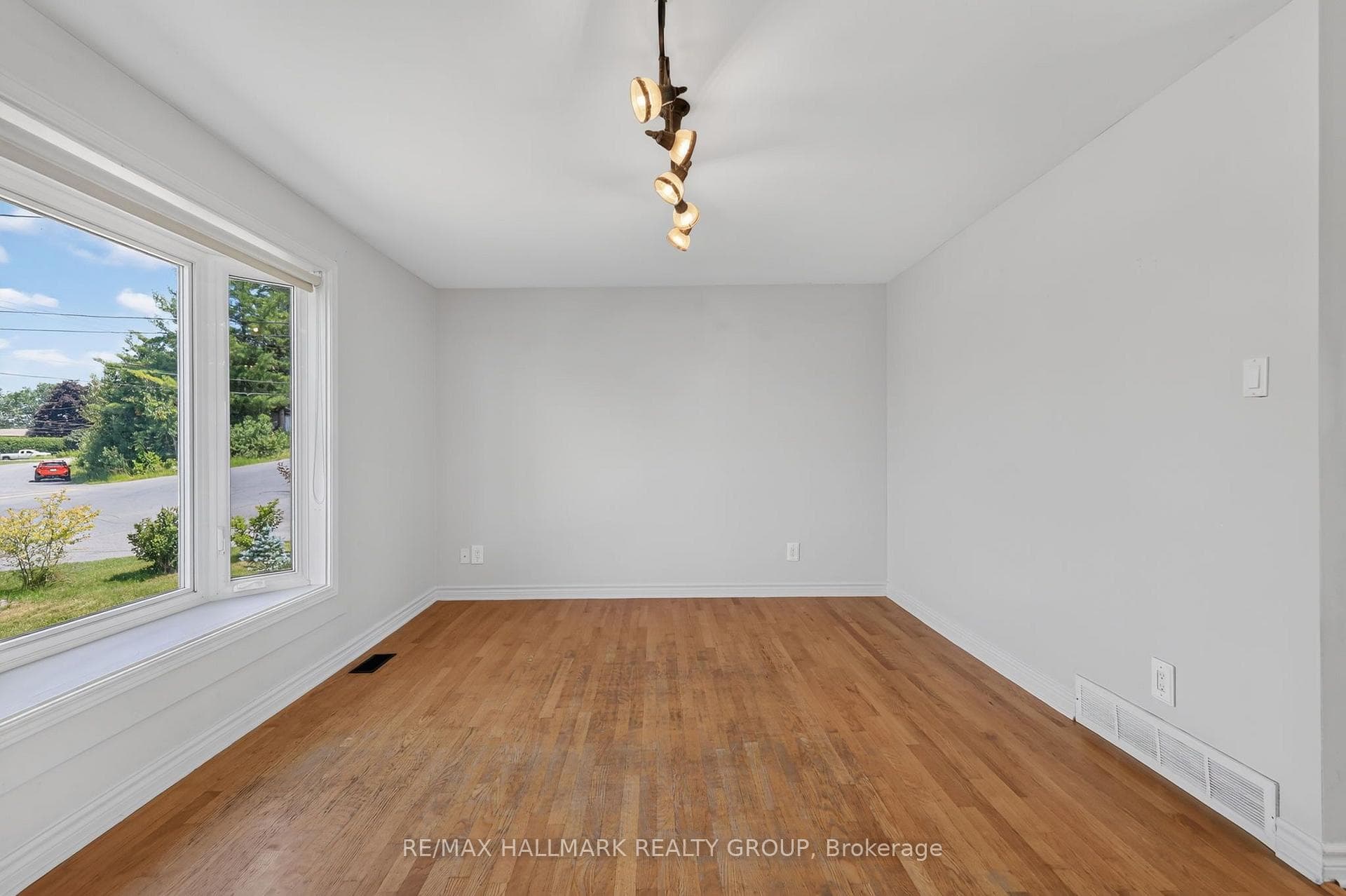 2205 Woods Street photo 6