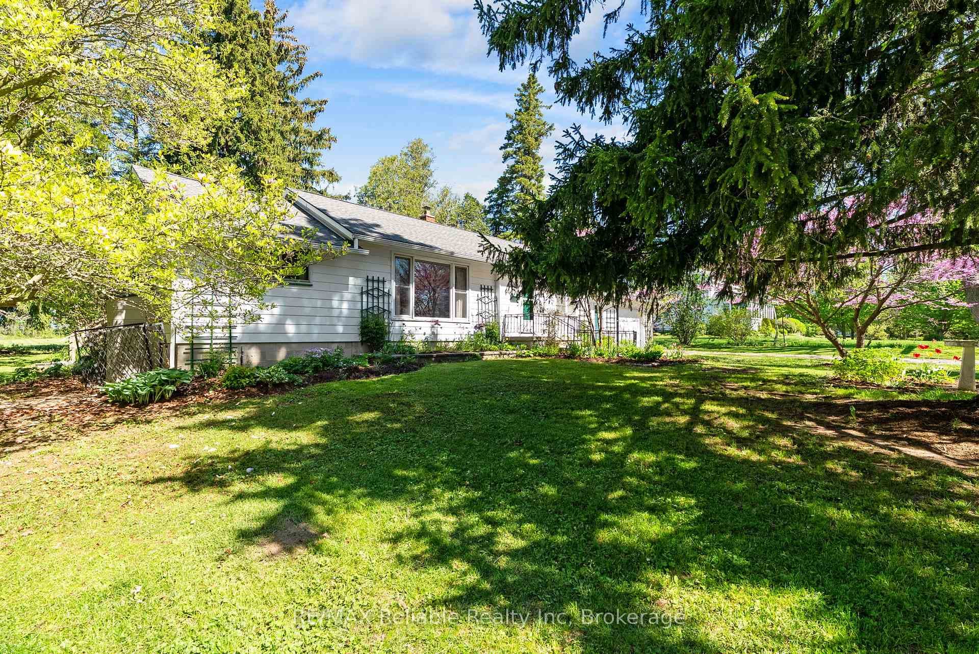 68 William Street photo 36