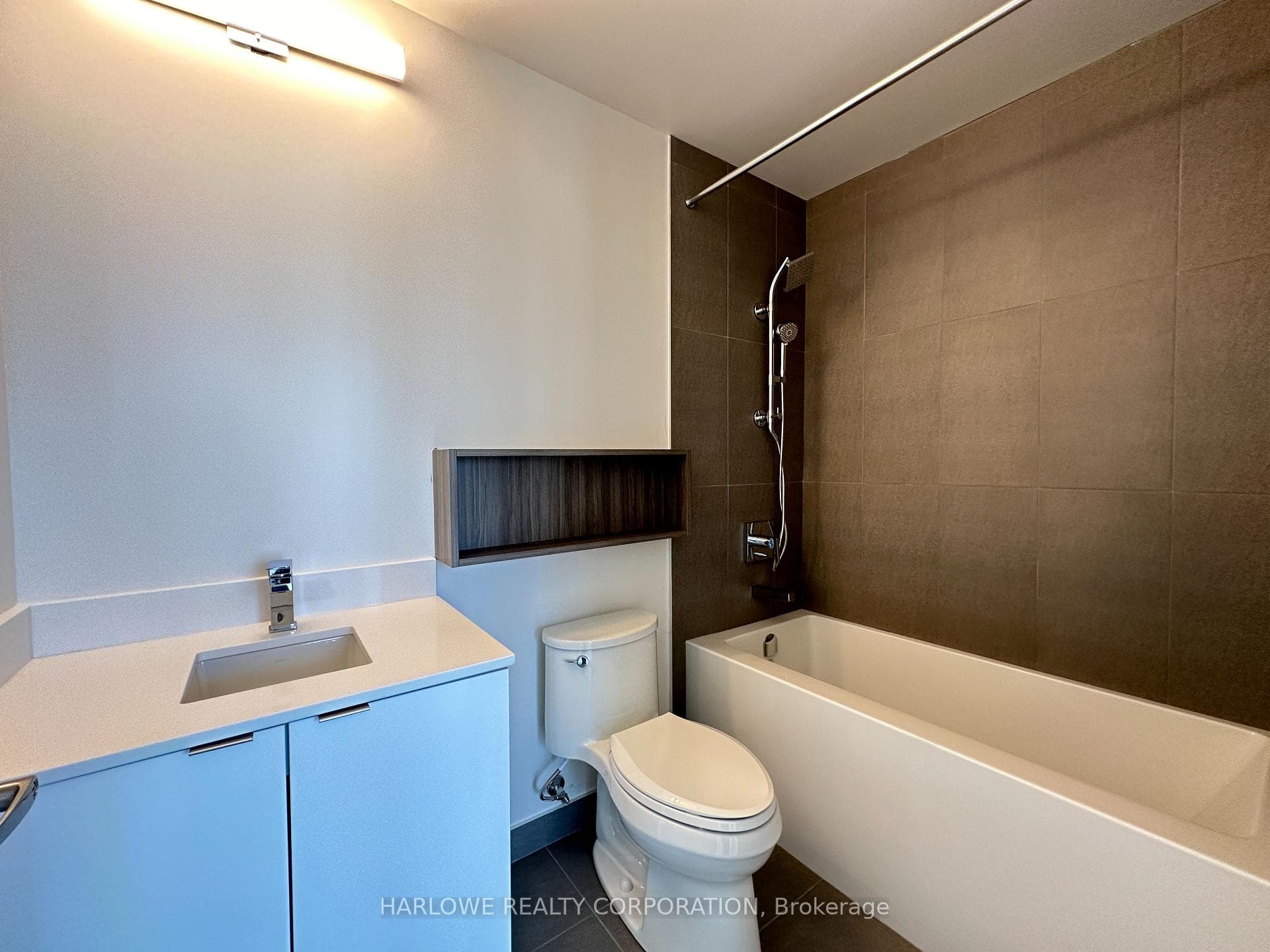 135 Lower Sherbourne Street Unit 2033 W photo 7