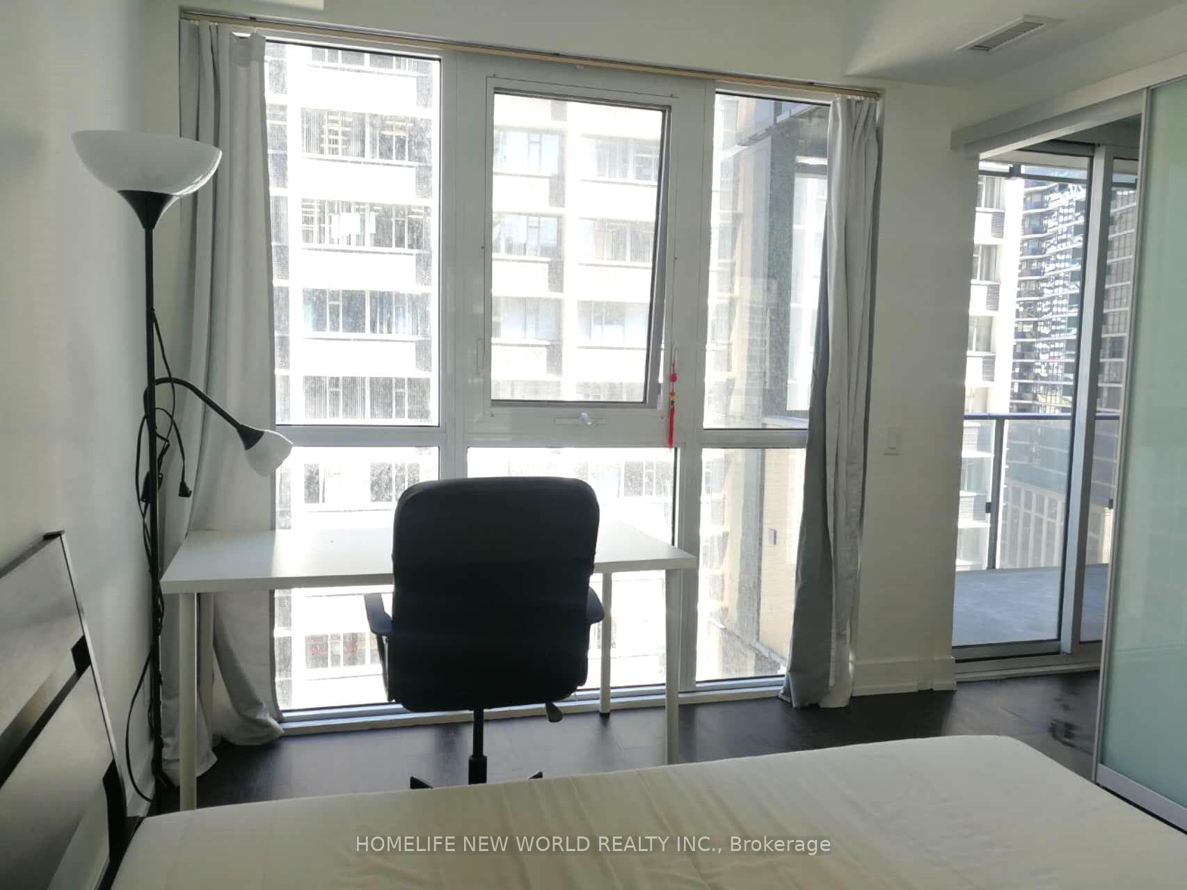 7 Grenville Street Unit 1009 photo 11