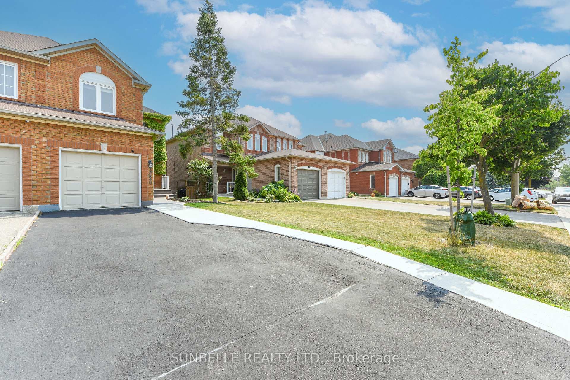 3826 Allcroft Road photo 45
