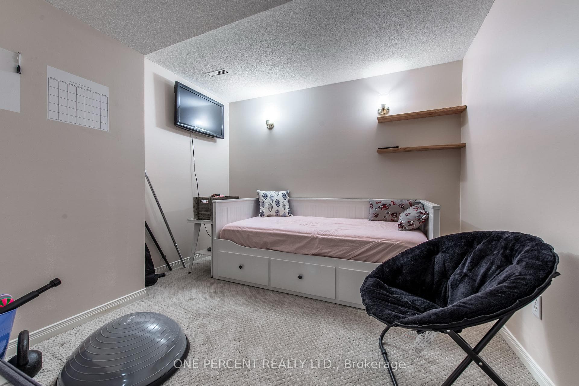 66 Amelia Street photo 32