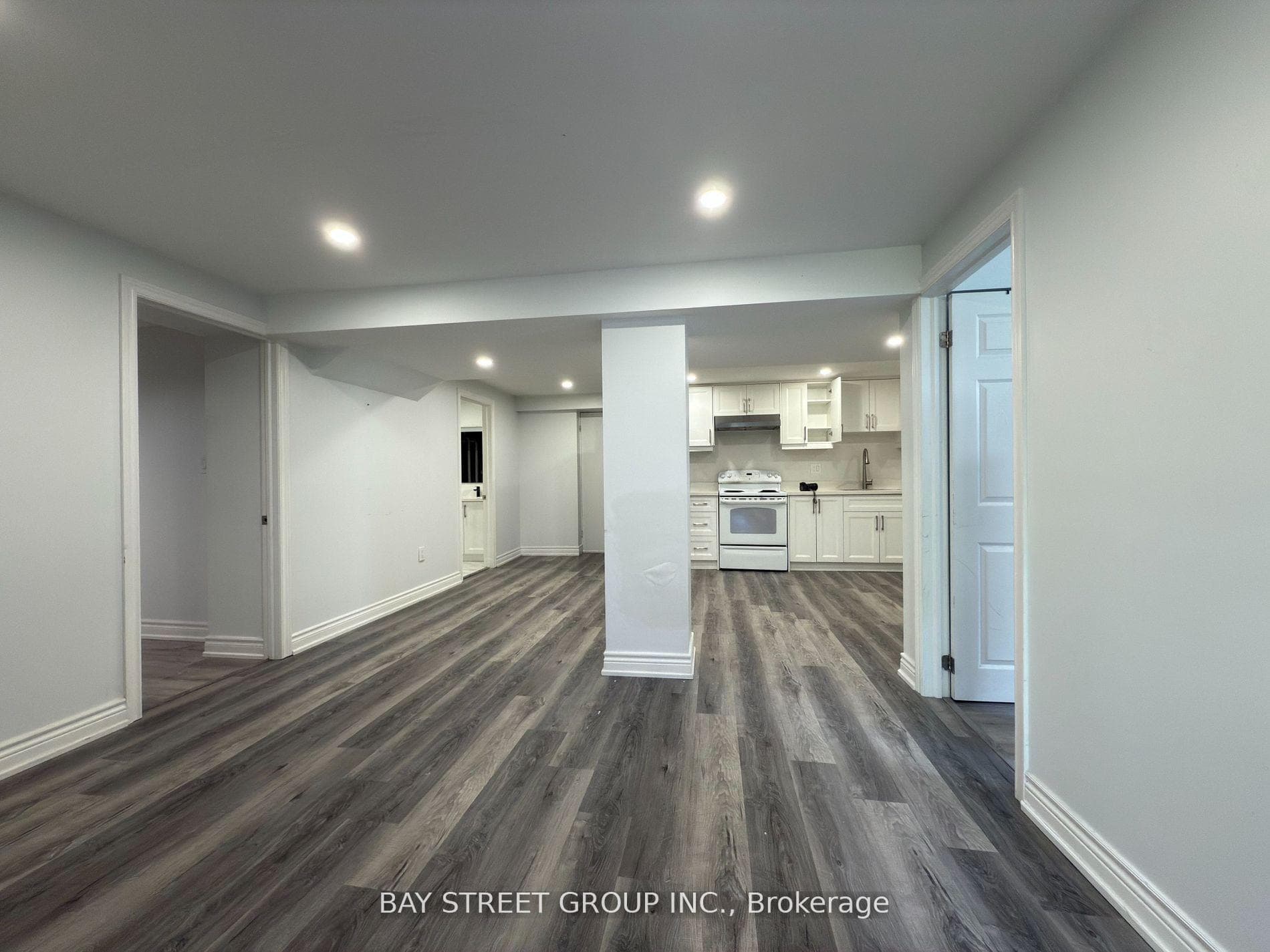 82 Exbury Road Unit Basement photo 3