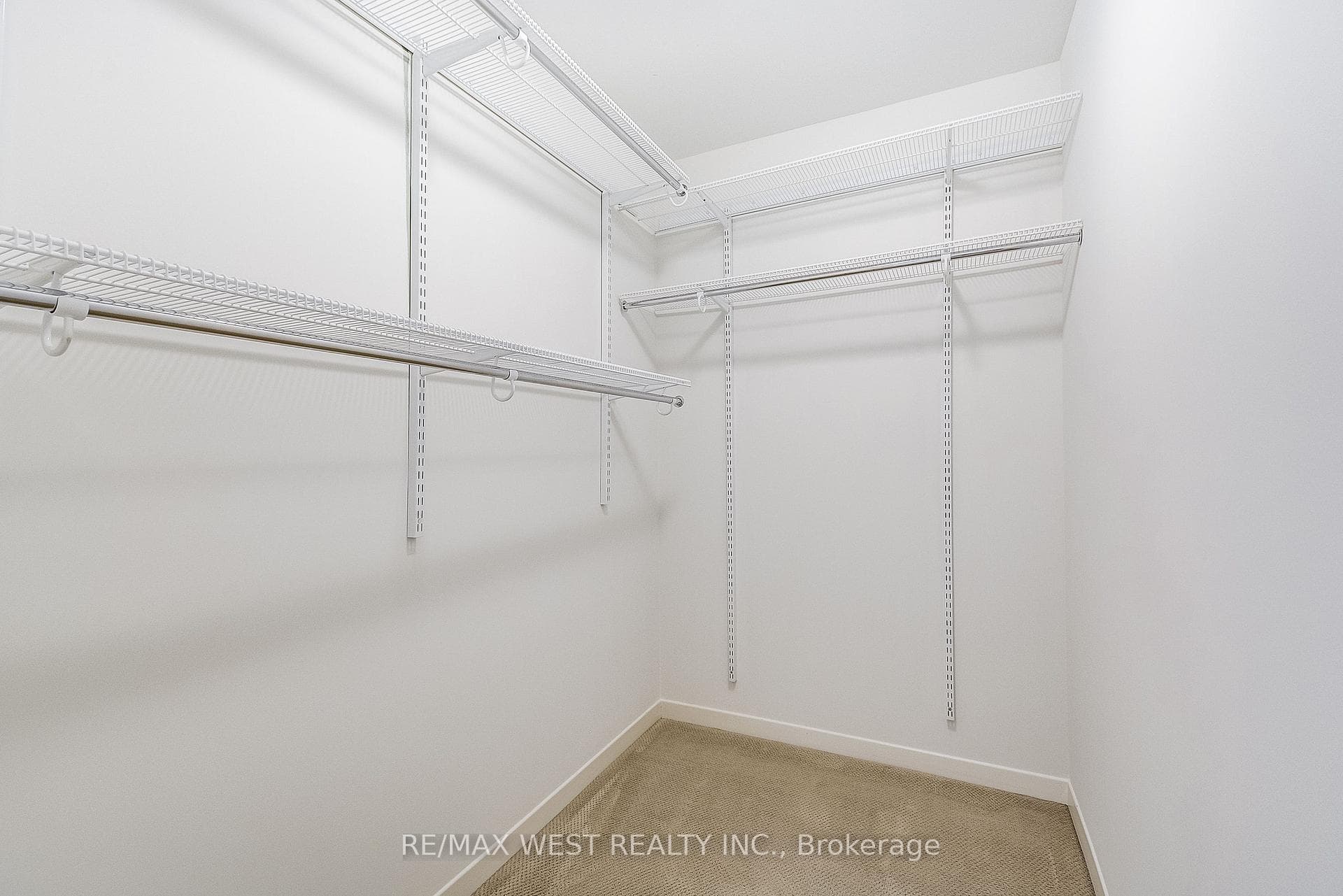 1296 Cermel Drive photo 25