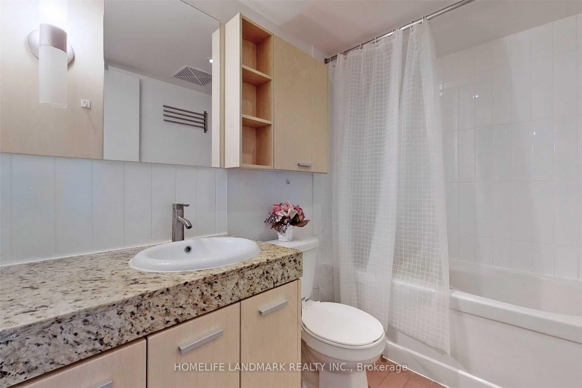 33 Singer Court Unit 706 photo 27