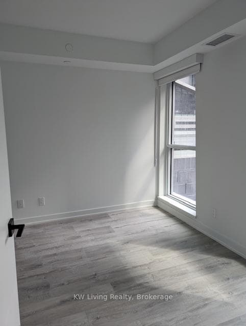327 King Street Unit 701 photo 5