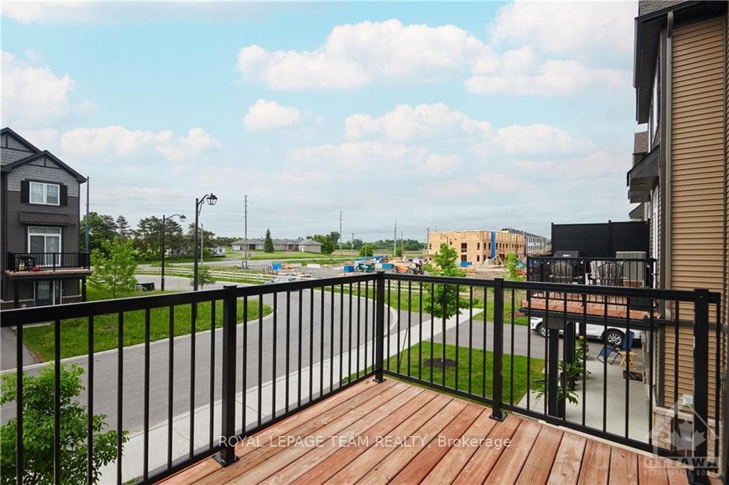 910 LIXNAW Court photo 20