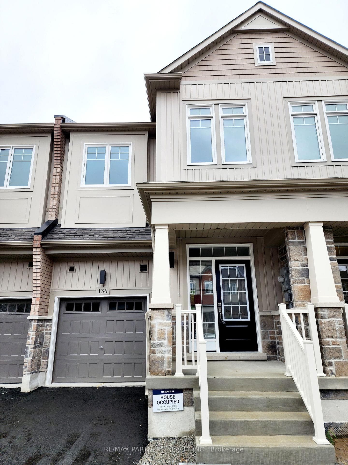 136 Greer Street photo 1