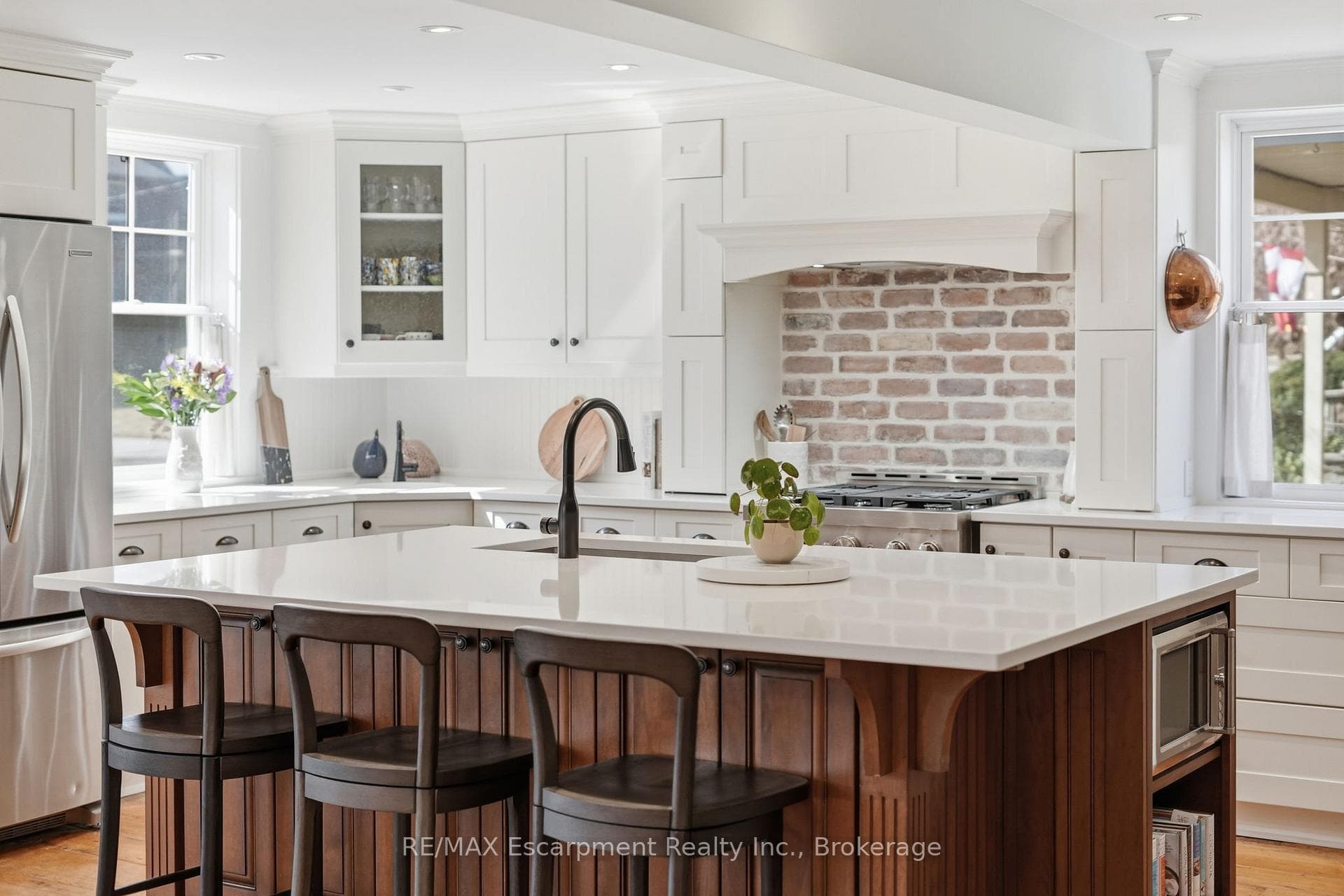 228 Mill Street photo 8