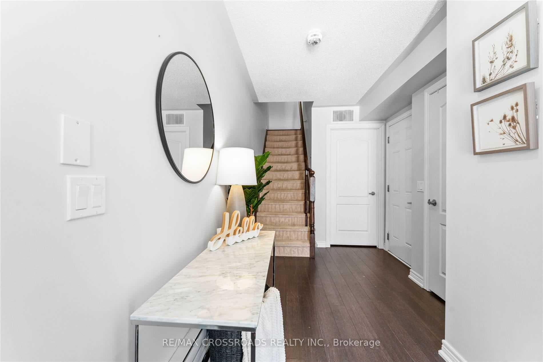 64 Tabaret Crescent photo 2