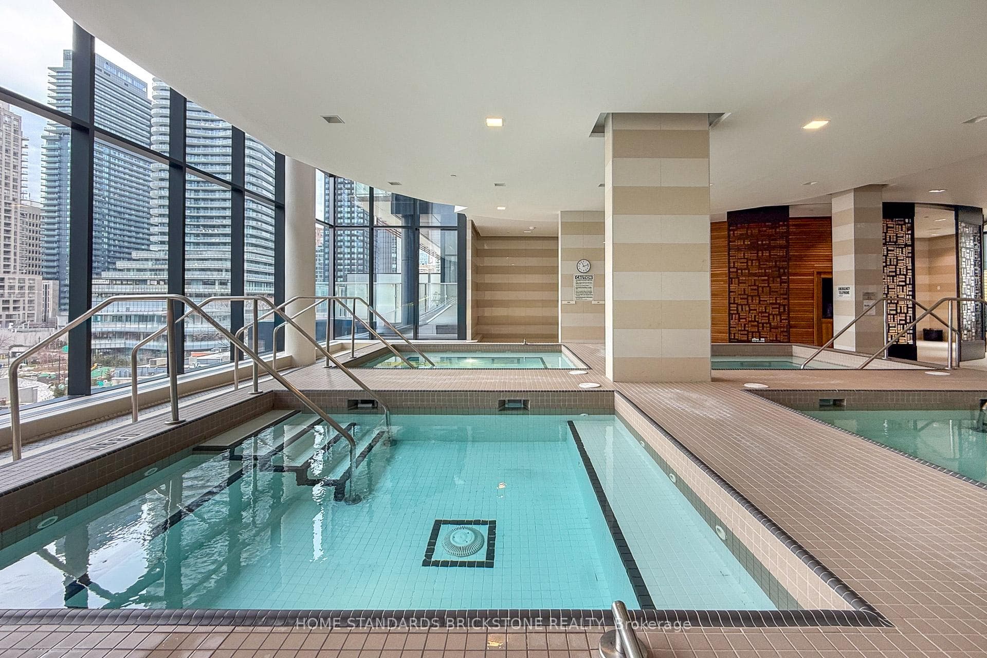 501 Yonge Street Unit 3010 photo 30