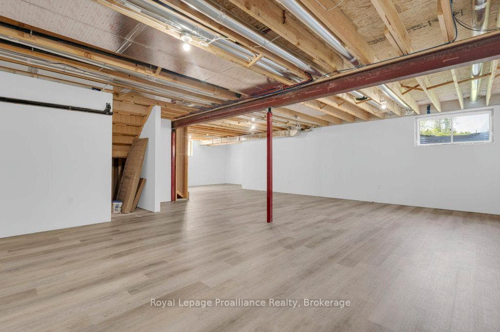 8 Dunmor Street photo 29