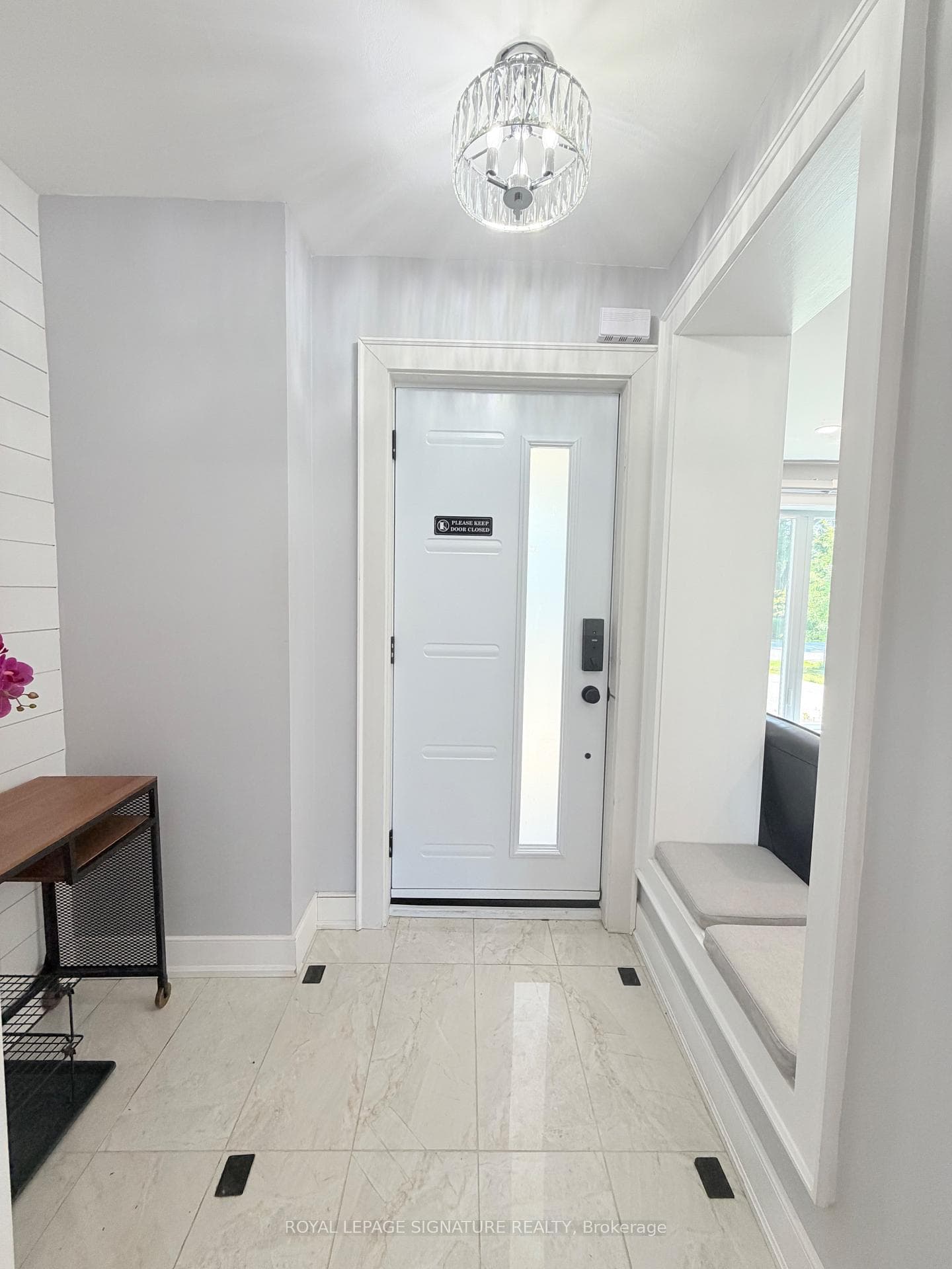 104 Great Oak Drive photo 3