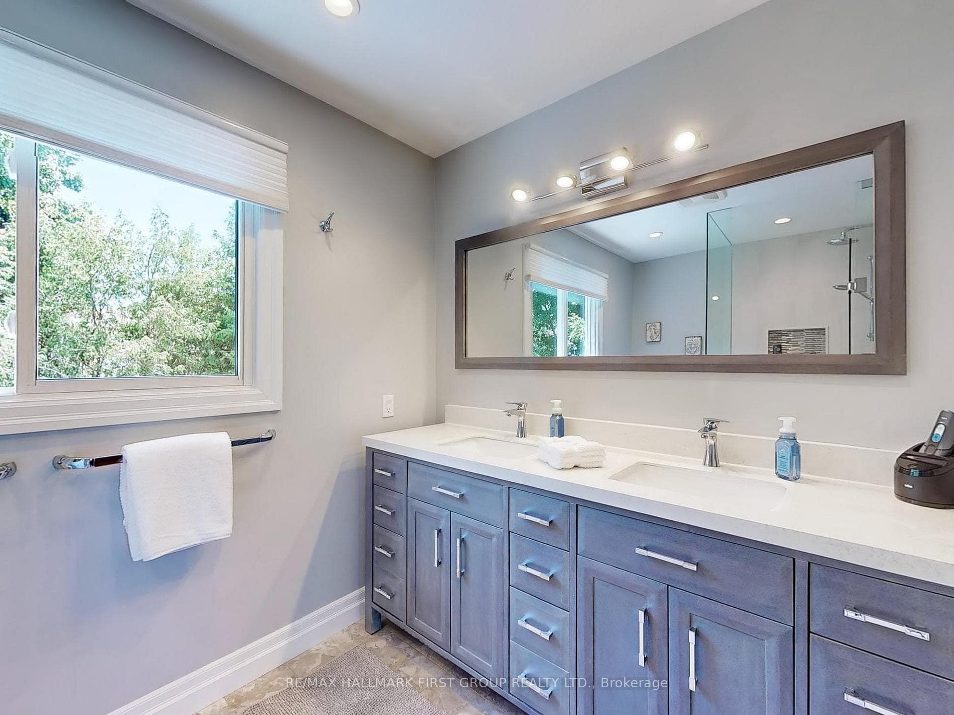 7 Sir Ector Court photo 22