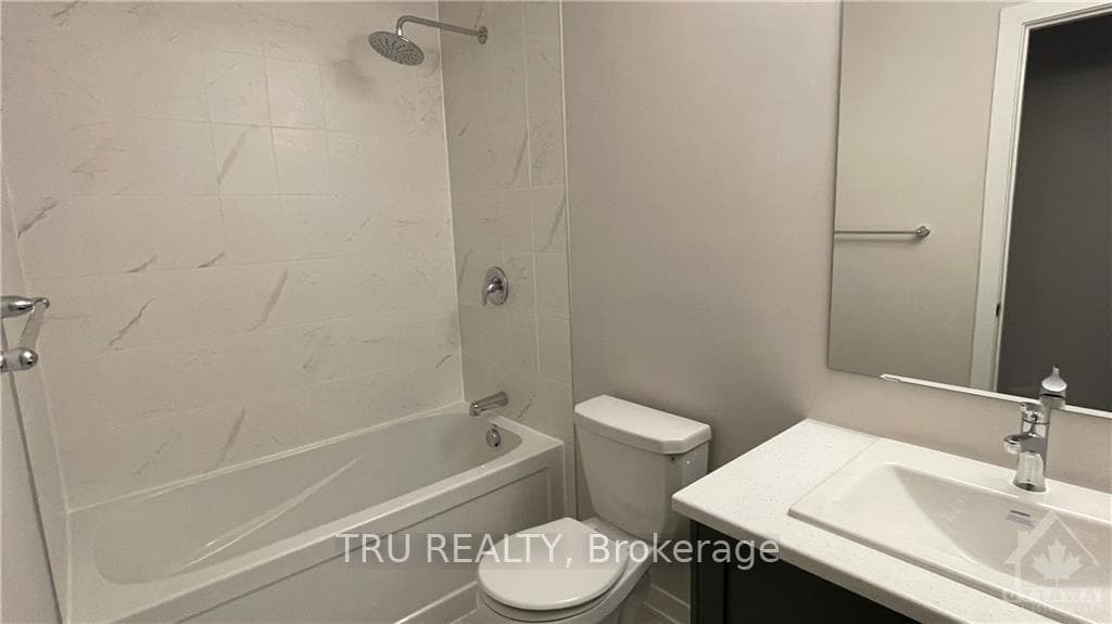 744 EMINENCE Street photo 10