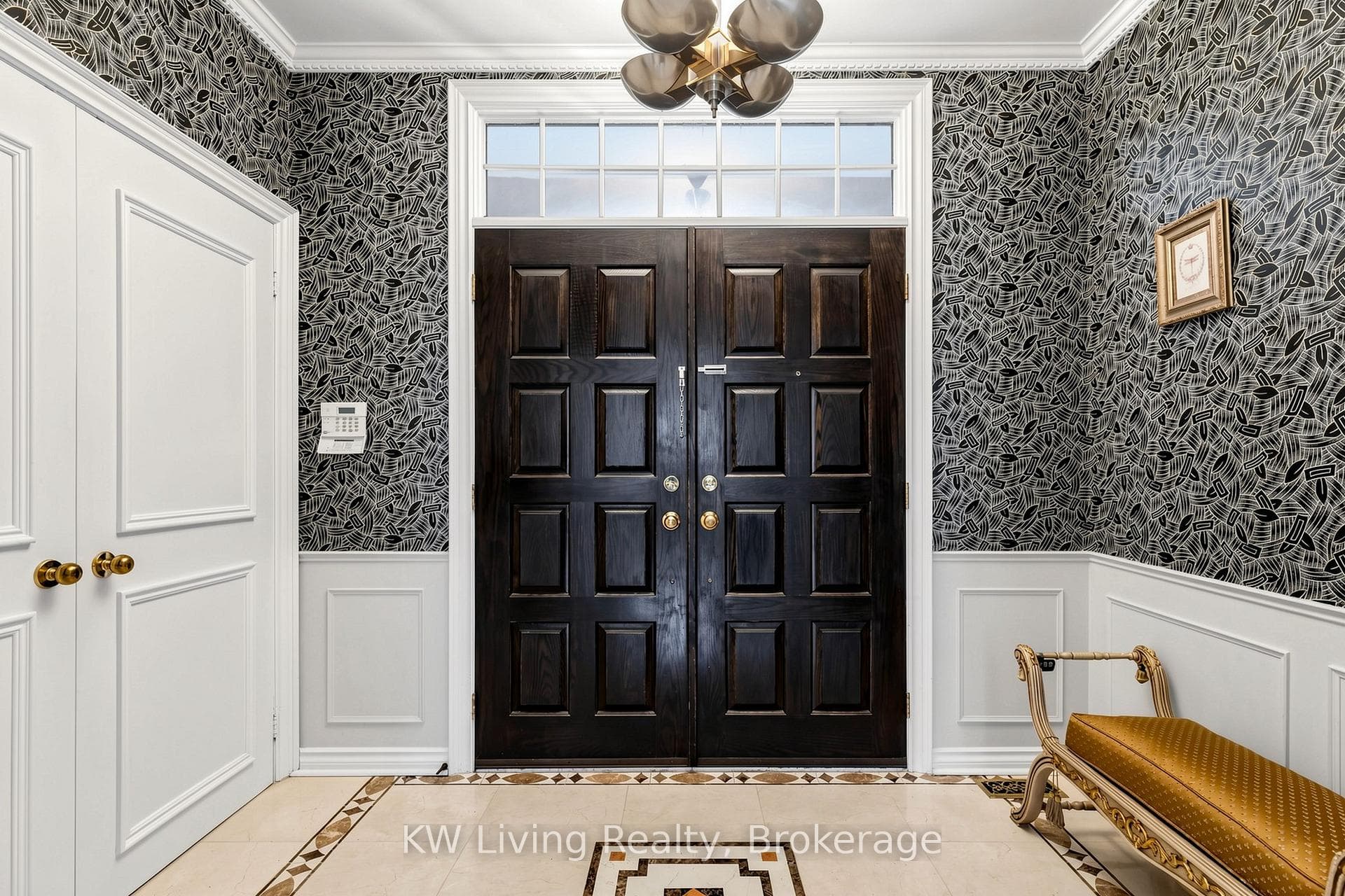 28 Edmund Crescent photo 4