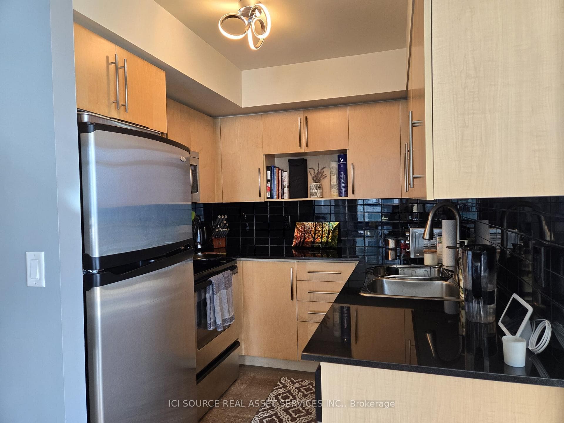 18 Yonge Street Unit 1411 photo 6
