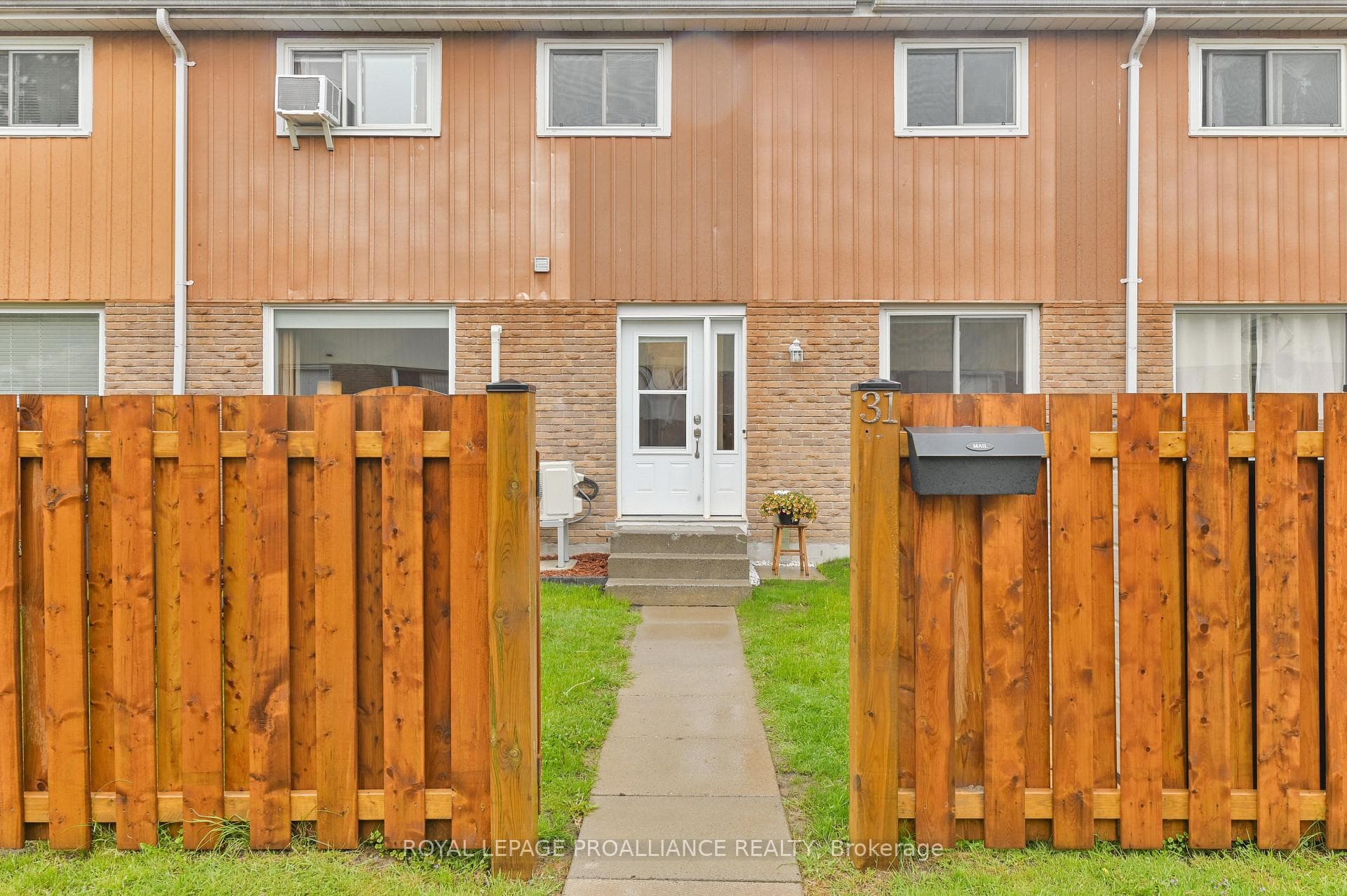 17 Tracey Park Drive Unit 31 photo 1