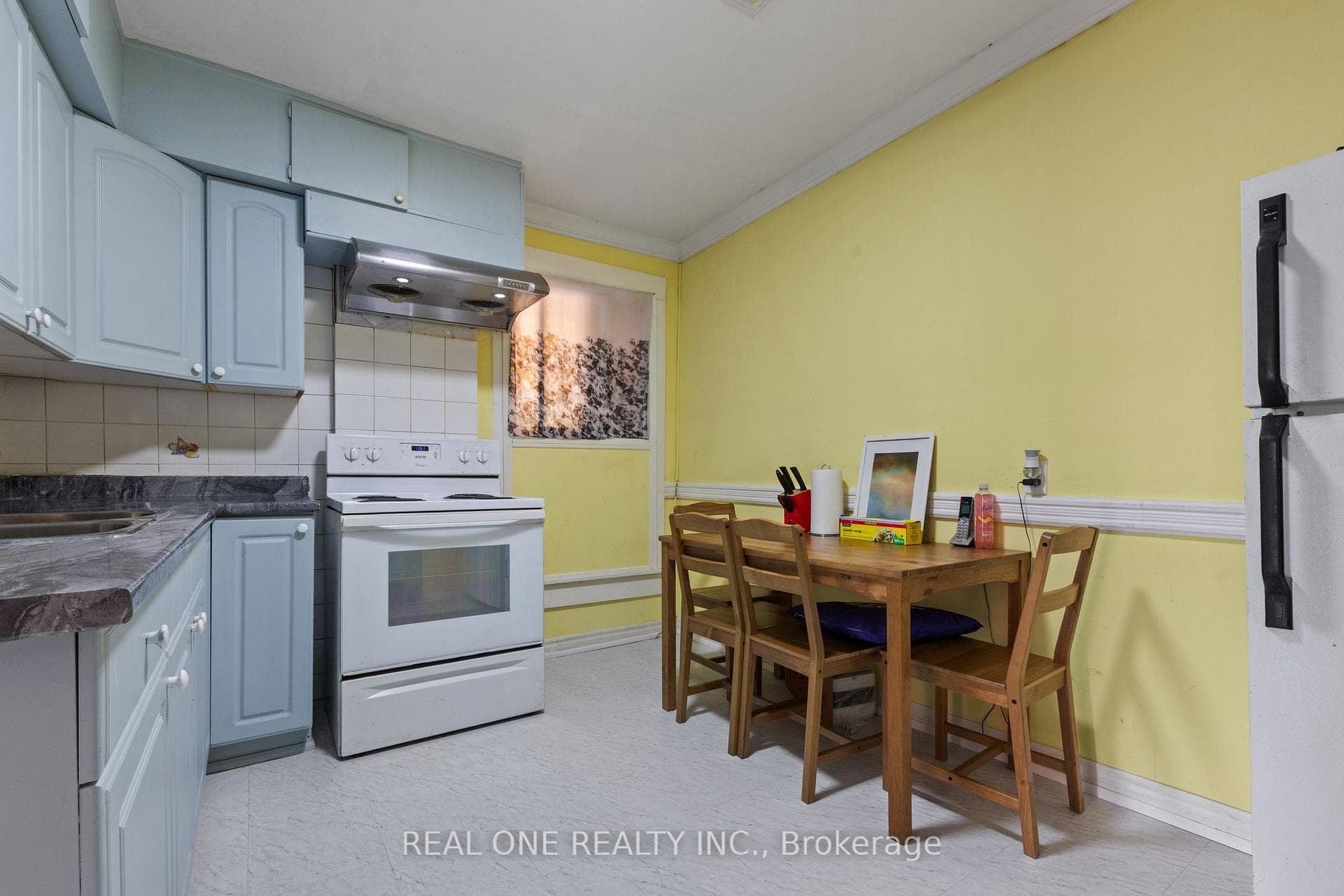 155 Victoria Avenue photo 12