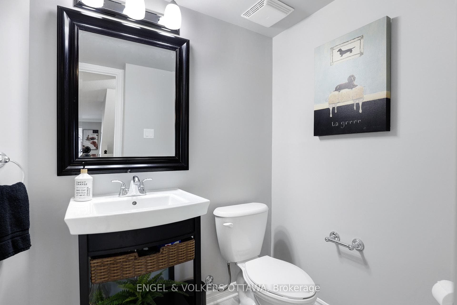 69 Crosby Private N/A photo 8