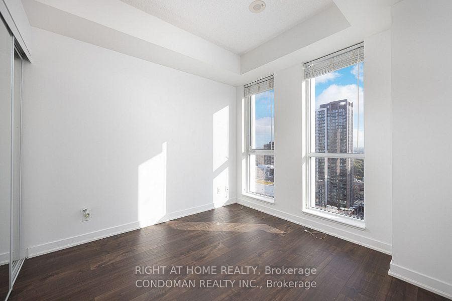 170 Sumach Street Unit 2313 photo 8