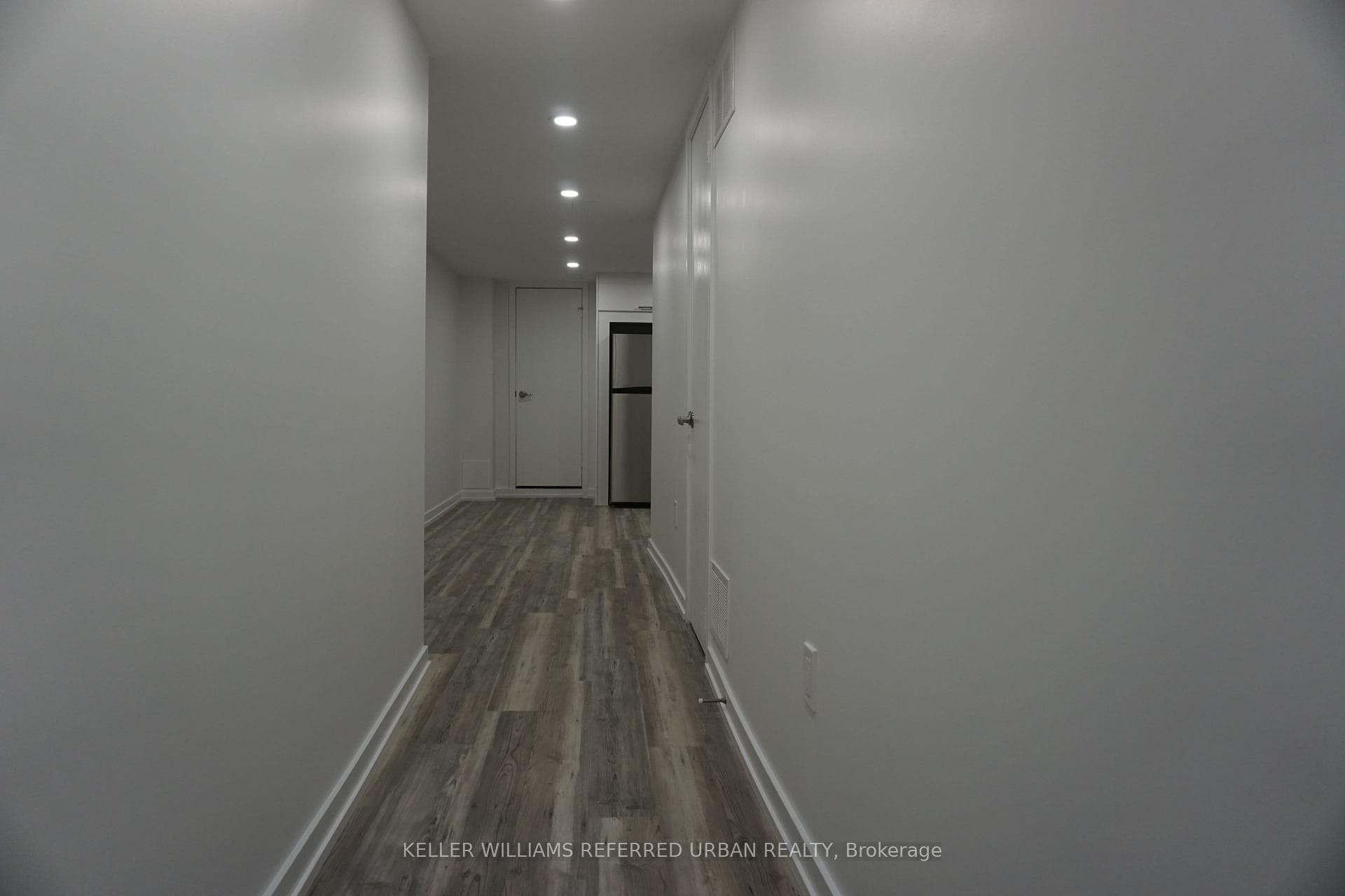 1825 Davenport Road Unit Lower photo 6