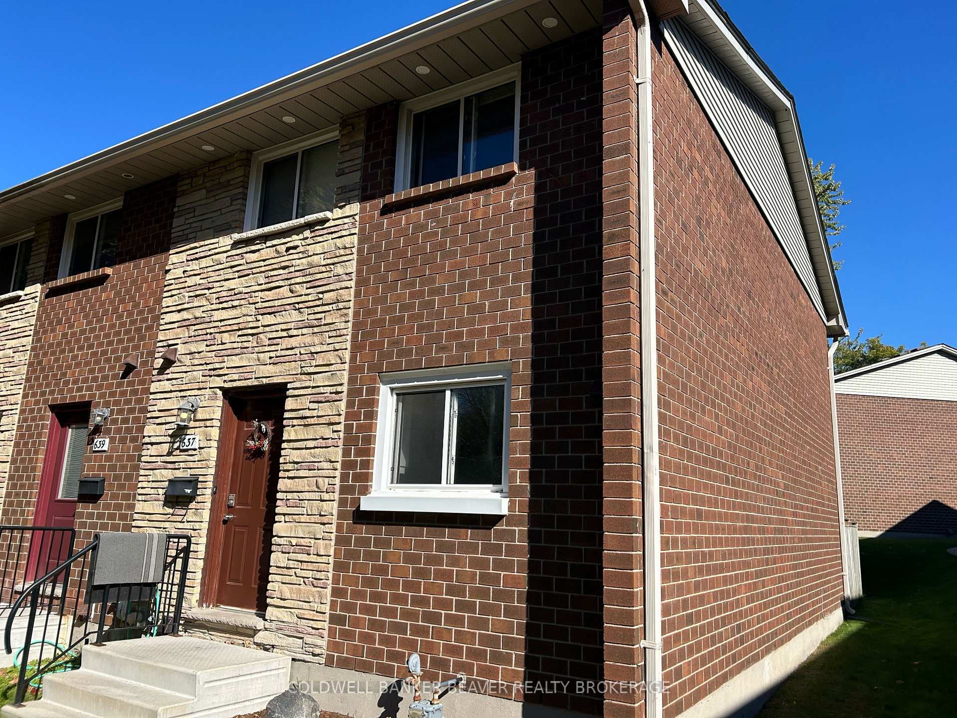 637 Griffith Street Unit 35 photo 1