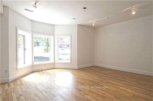 427 Crawford Street Unit 2 photo 5