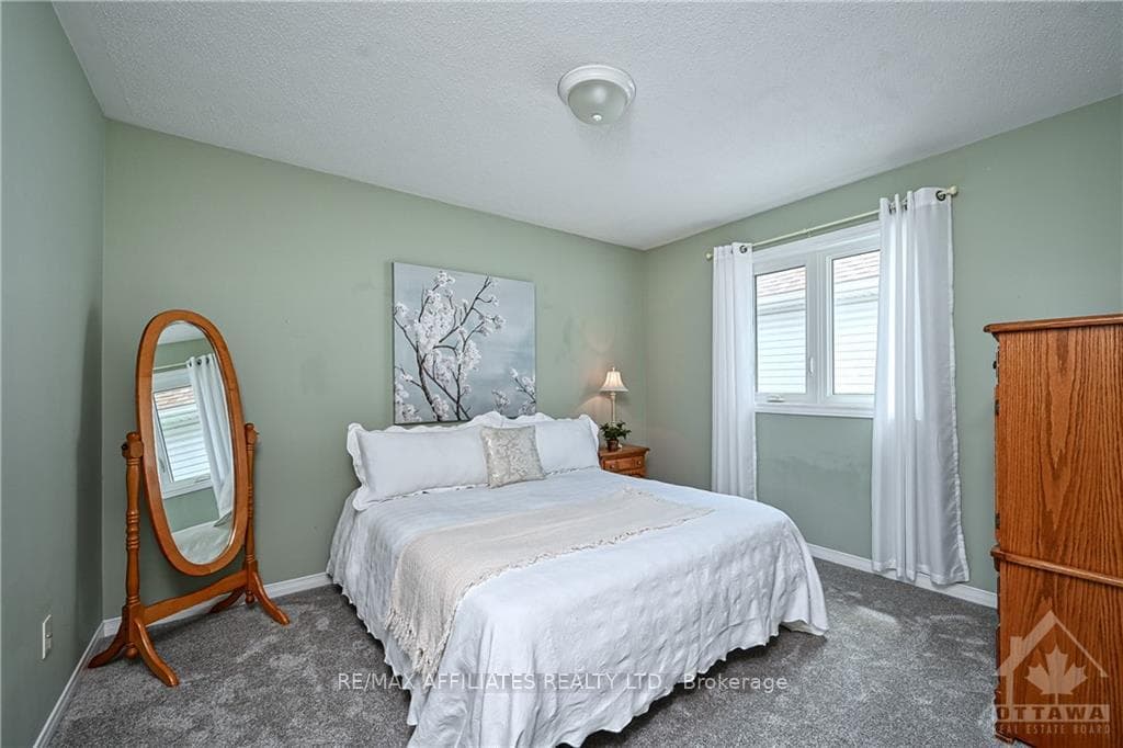 1597 DUPLANTE Avenue photo 20