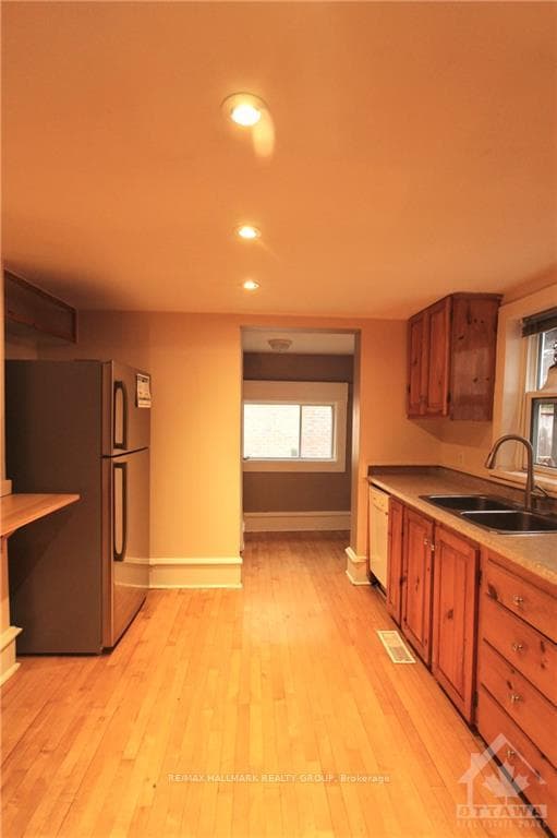 307 DUNCAIRN Avenue photo 10