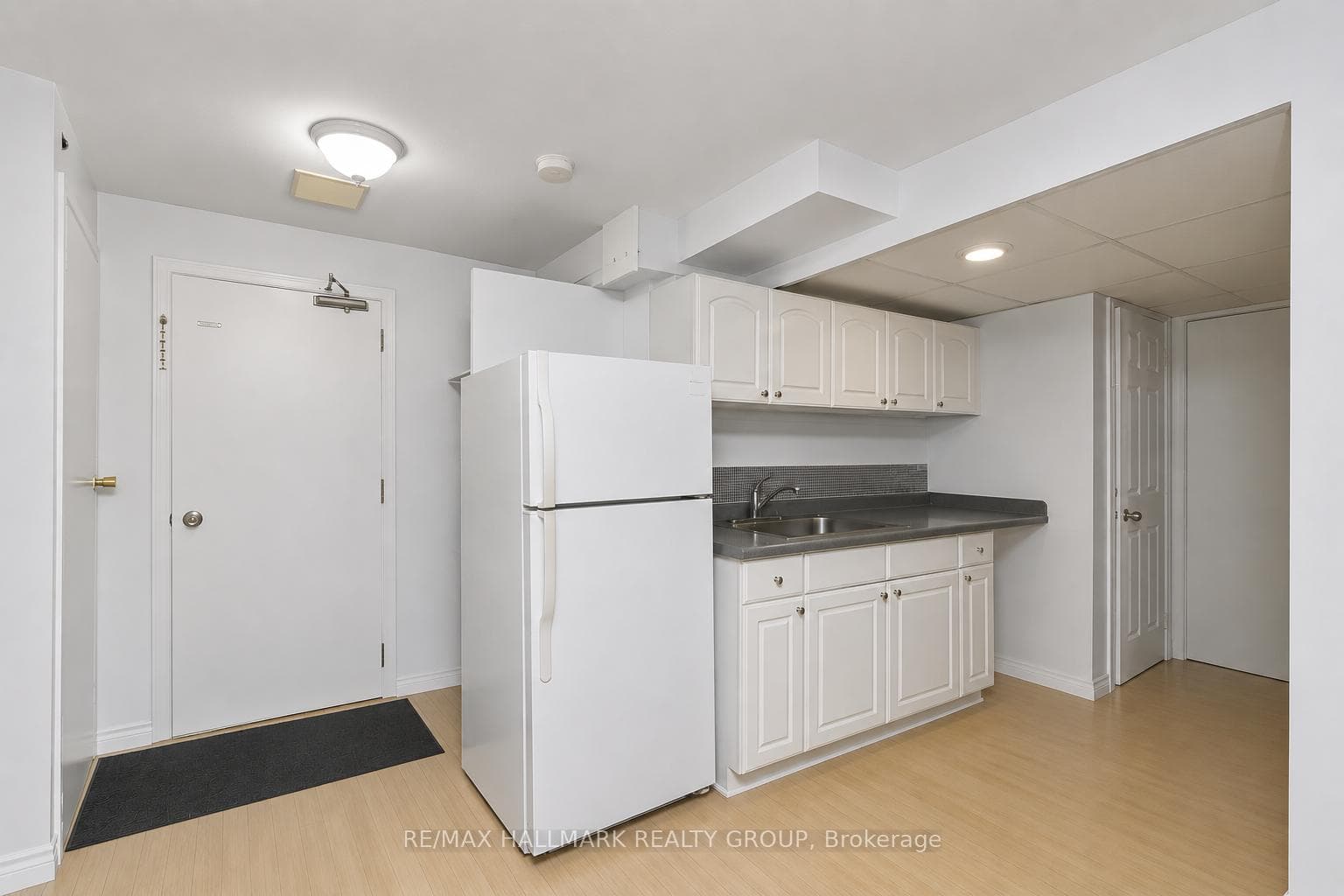 1259 Marenger Street photo 26