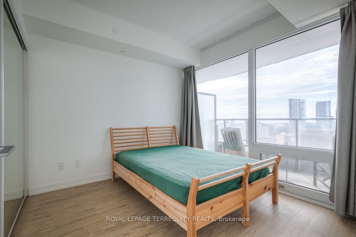 85 Wood Street Unit 2701 photo 10