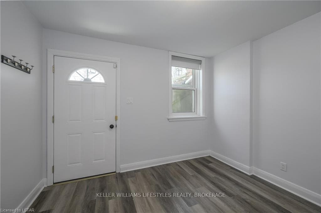 159 RIDOUT Street photo 44