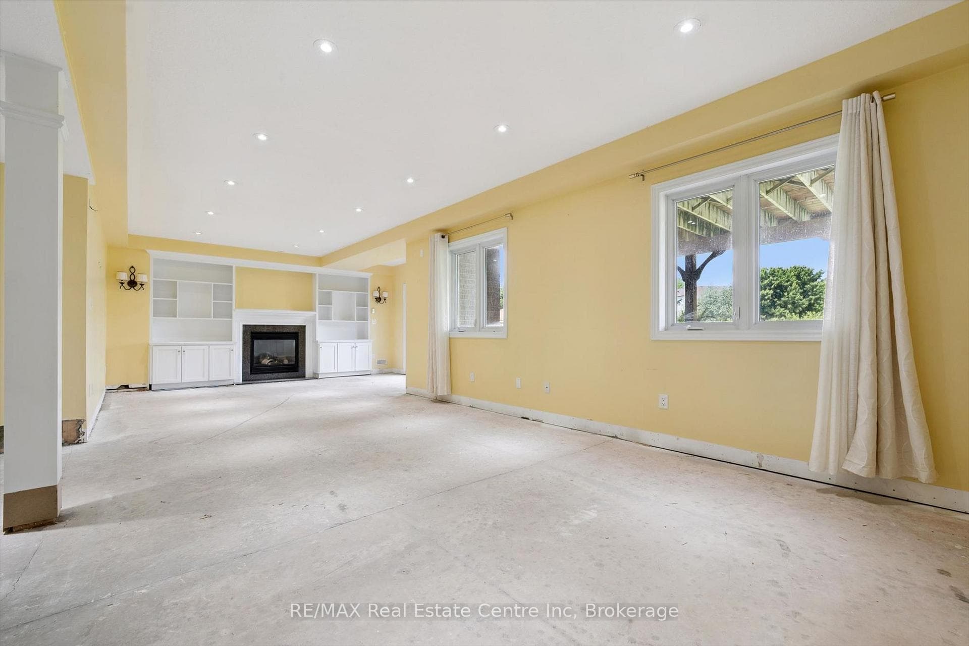 164 MacLennan Street photo 31