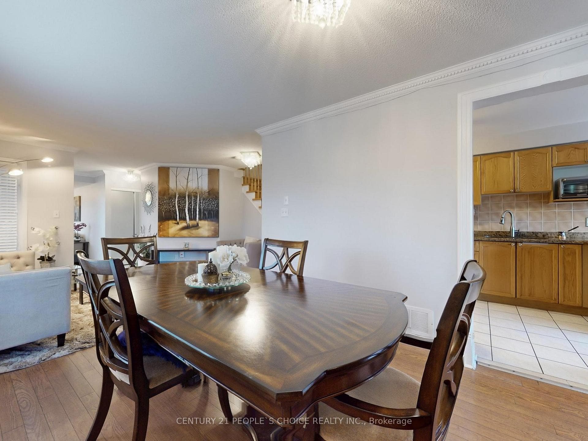 5998 Gant Crescent photo 9