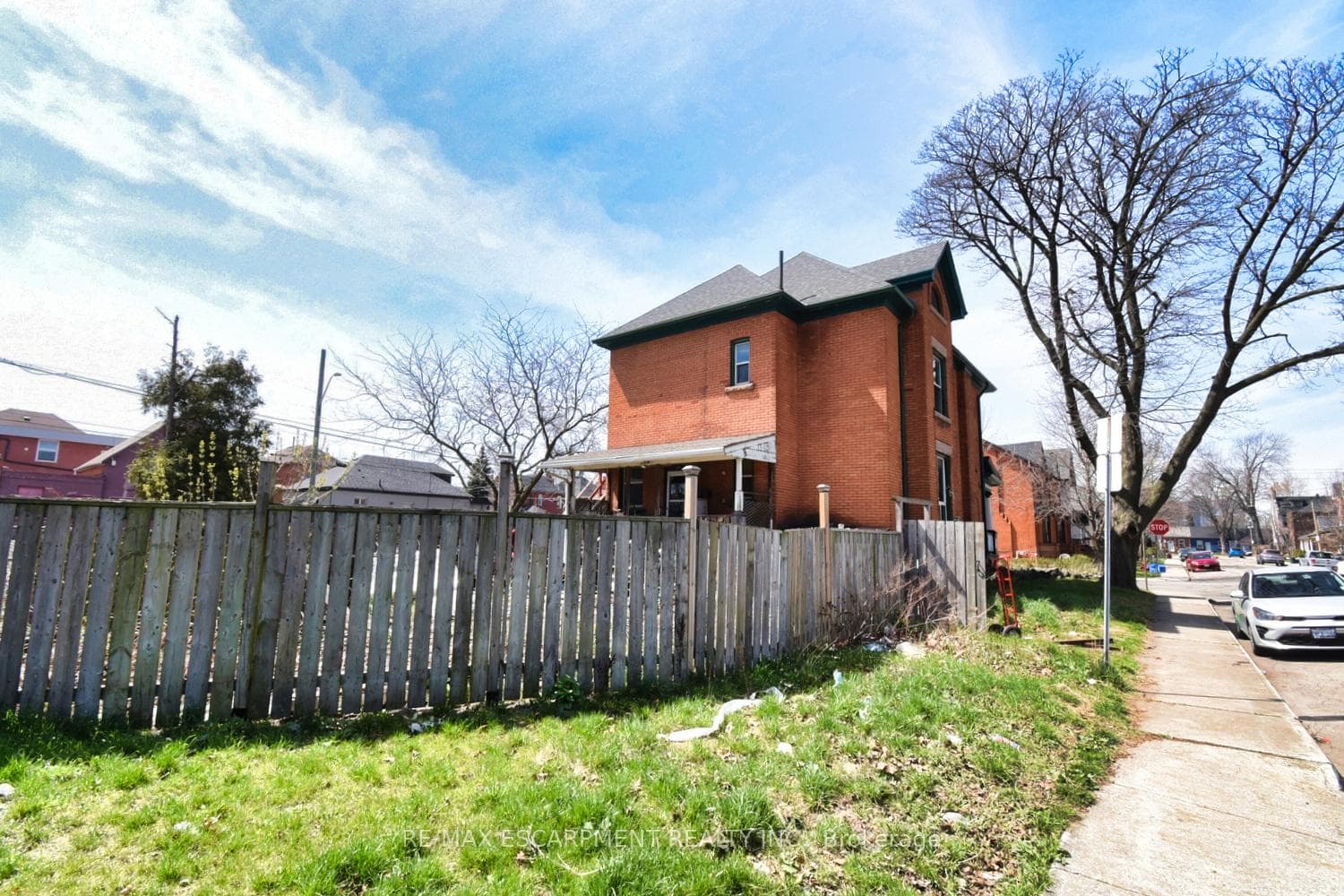68 Ashley Street photo 35