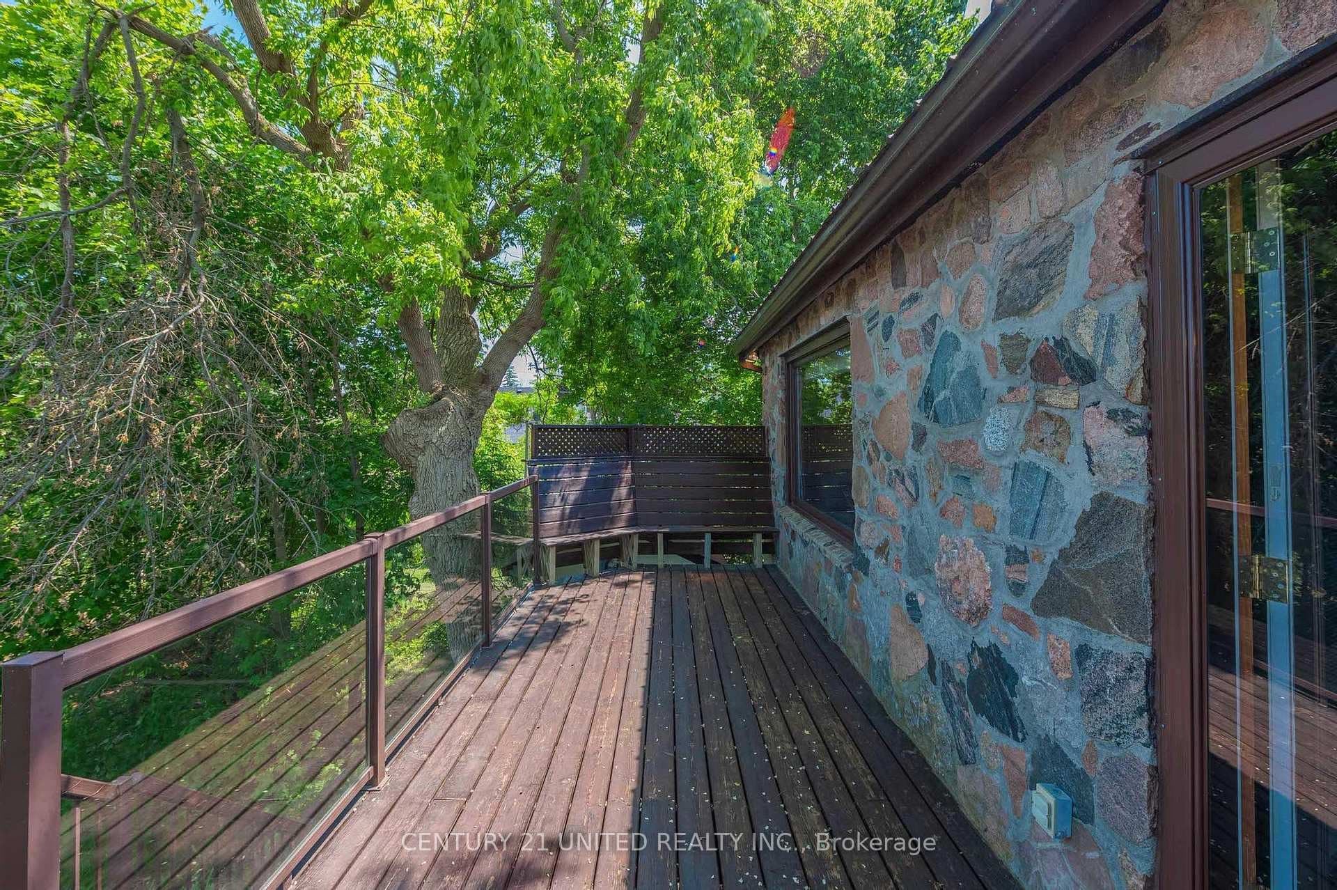 646 Ludgate Street photo 44