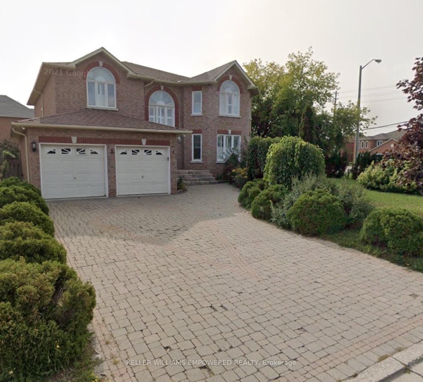 1 John Graham Court photo 1