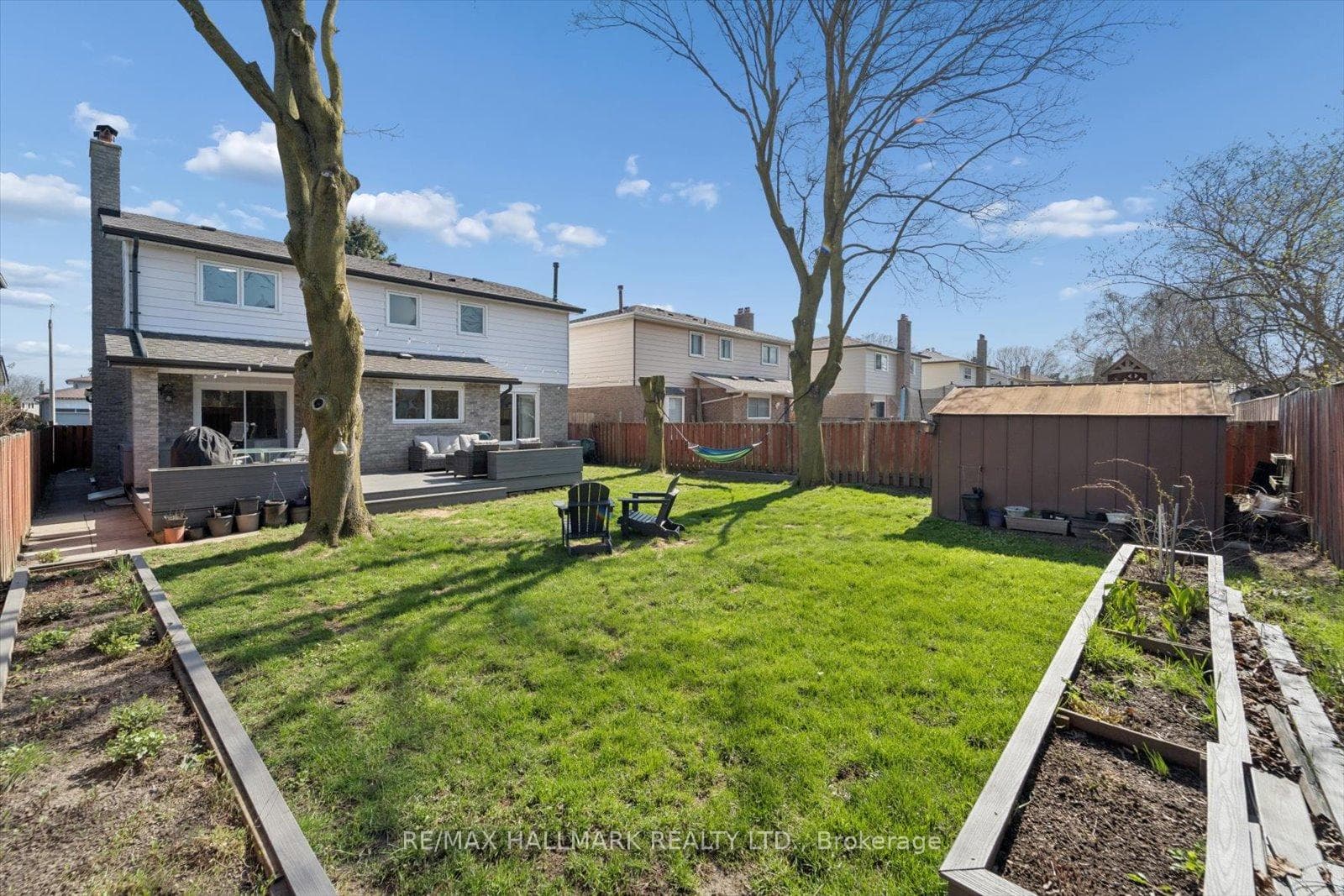 1156 Gloucester Square photo 49