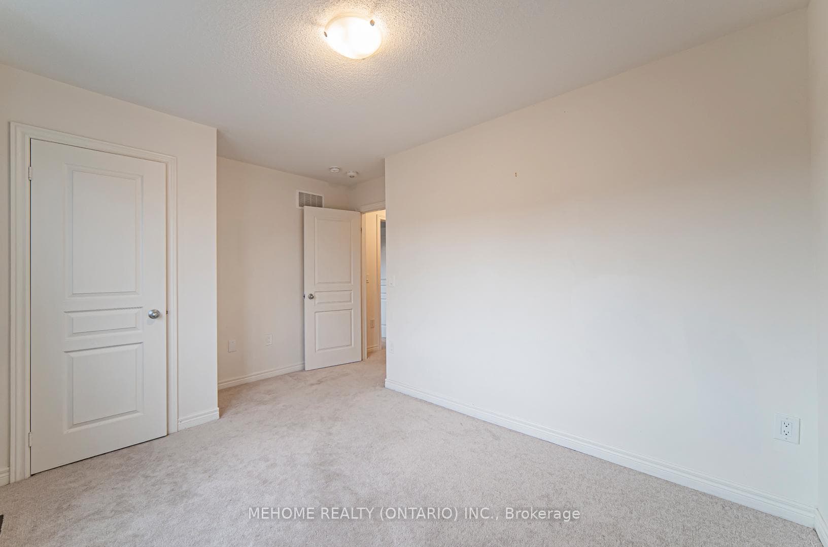 1523 Carr Landing N/A photo 28