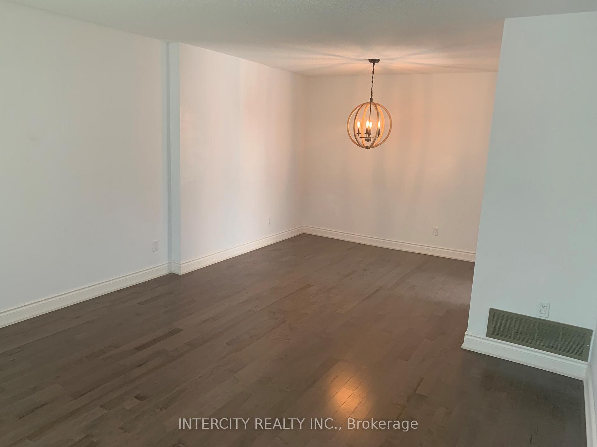 21 Mitchell Avenue photo 7
