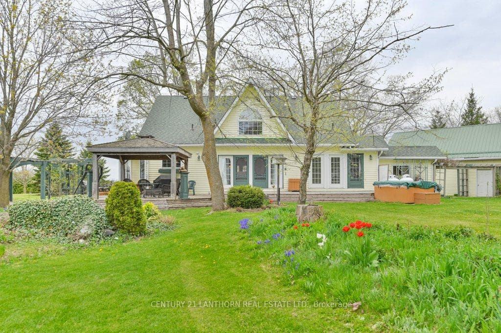 1642 Wingfield Road photo 28