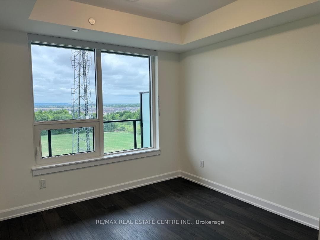 3220 William Coltson Avenue Unit 1007 photo 8