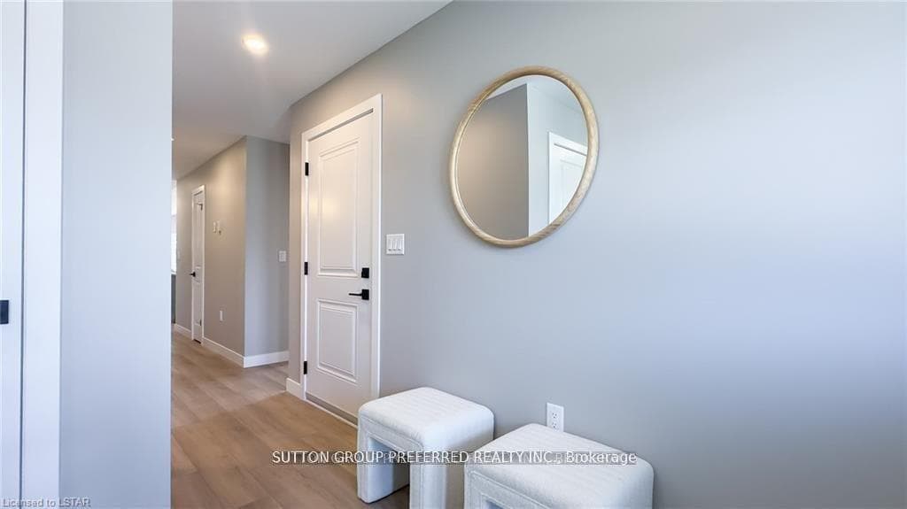 246 BEECH Street photo 5