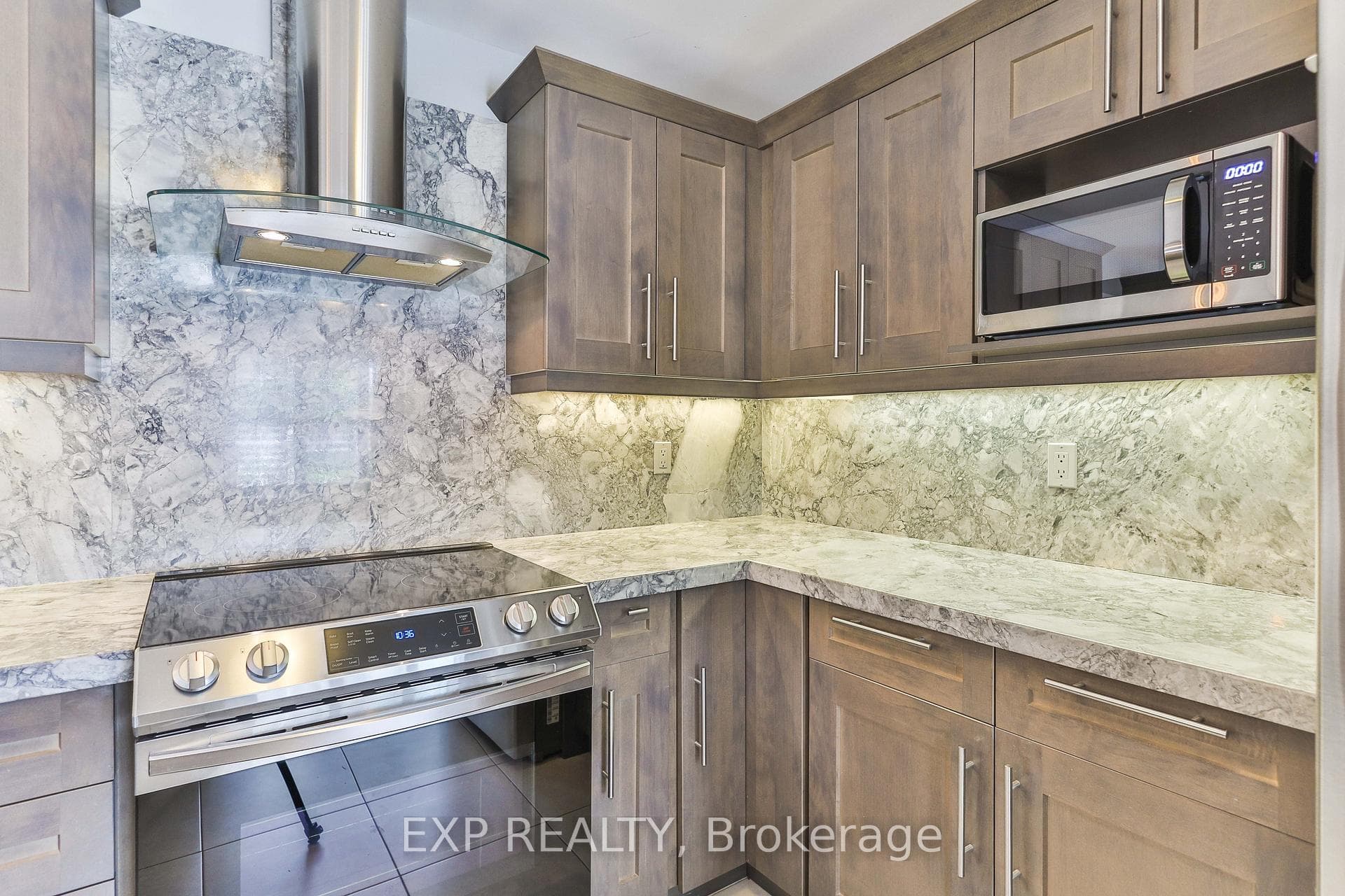 2256 Greening Lane photo 14