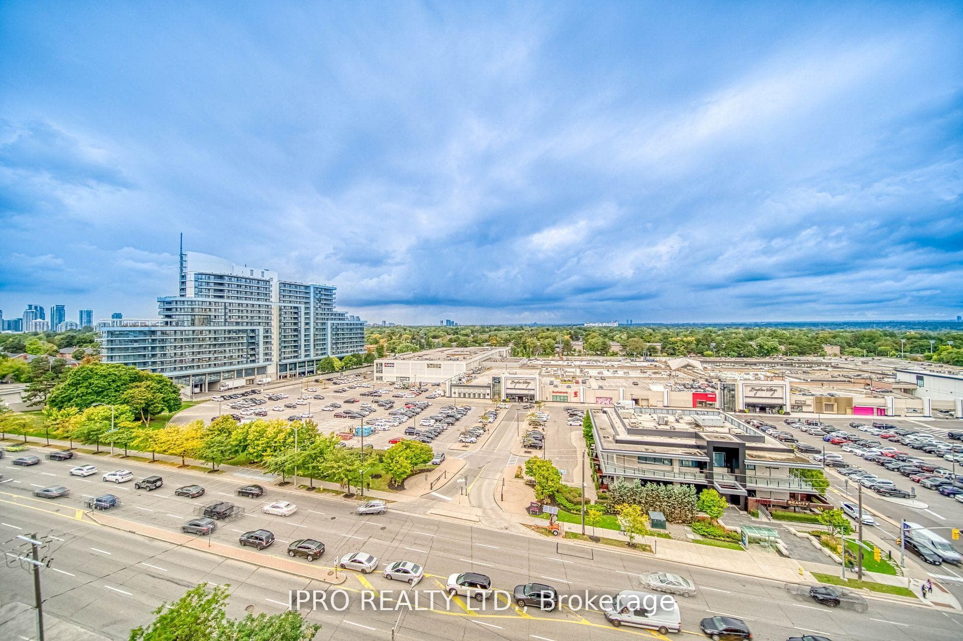 7 Kenaston Gardens Unit 701 photo 31