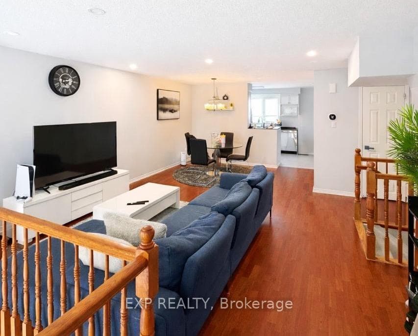 1512 WALKLEY Road Unit 100 photo 2